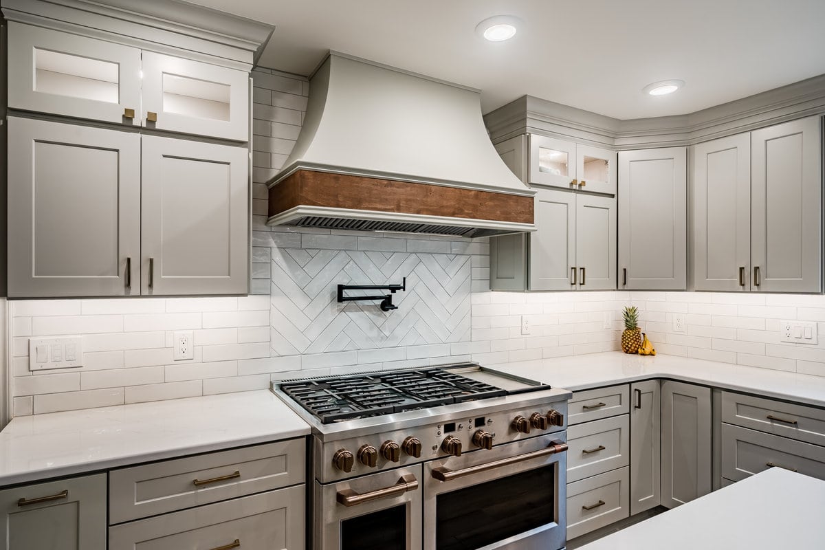 Glenn Mills kitchen view 3