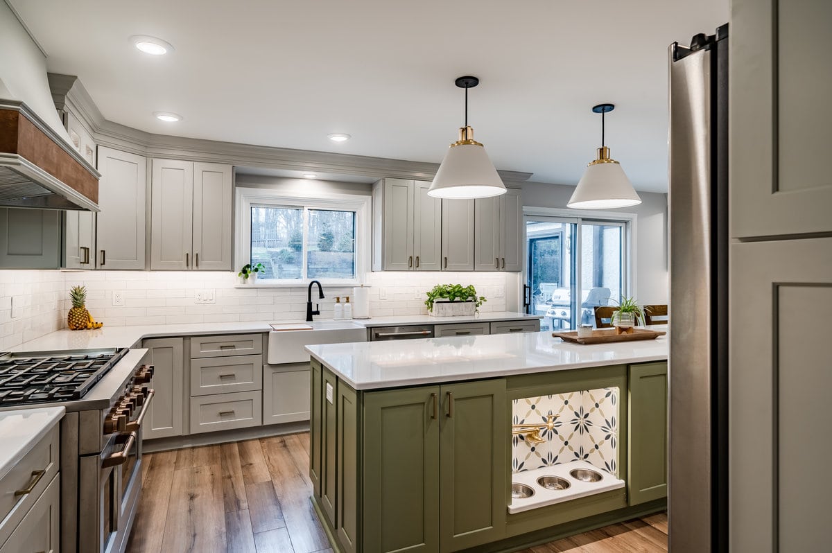 Glenn Mills kitchen view 7