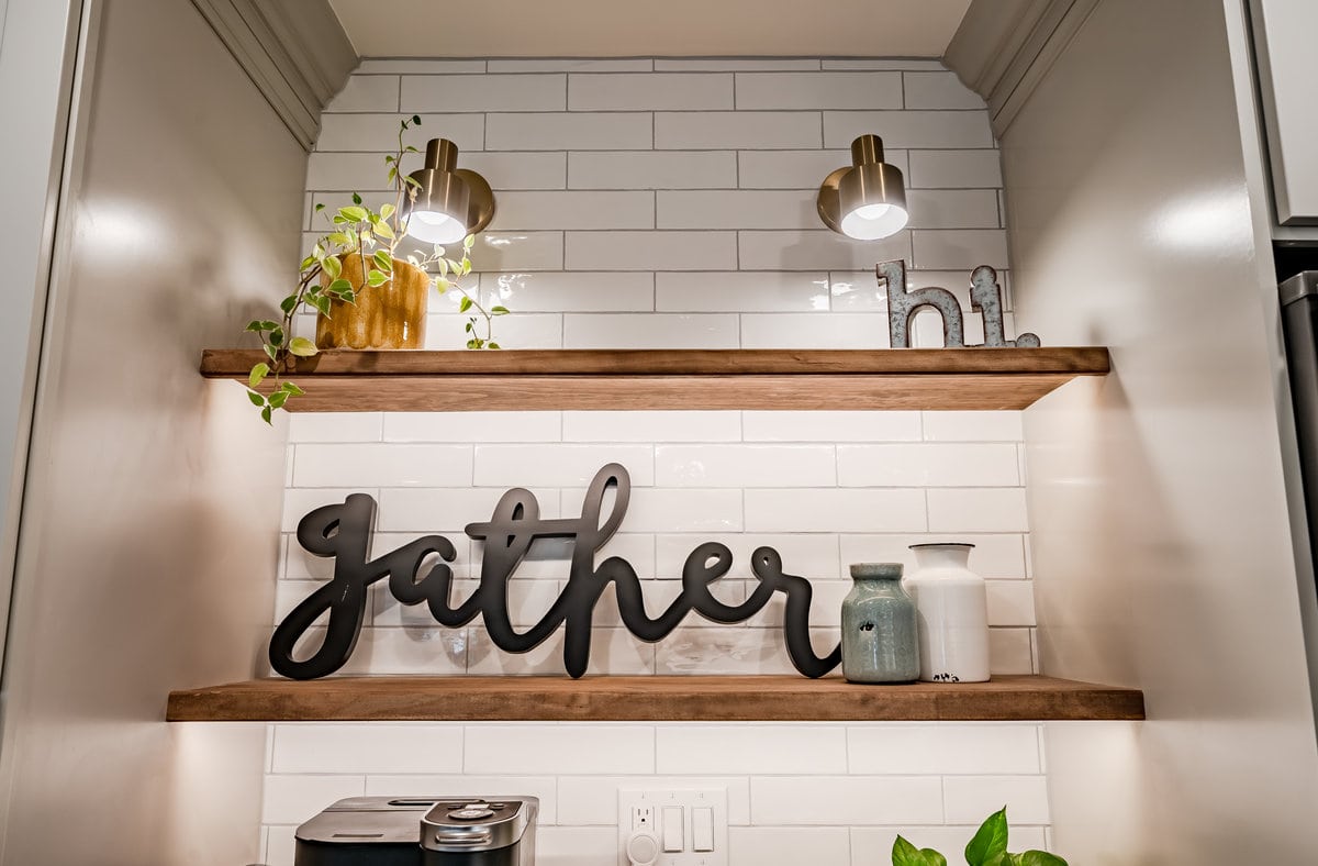 Glenn Mills kitchen view 11