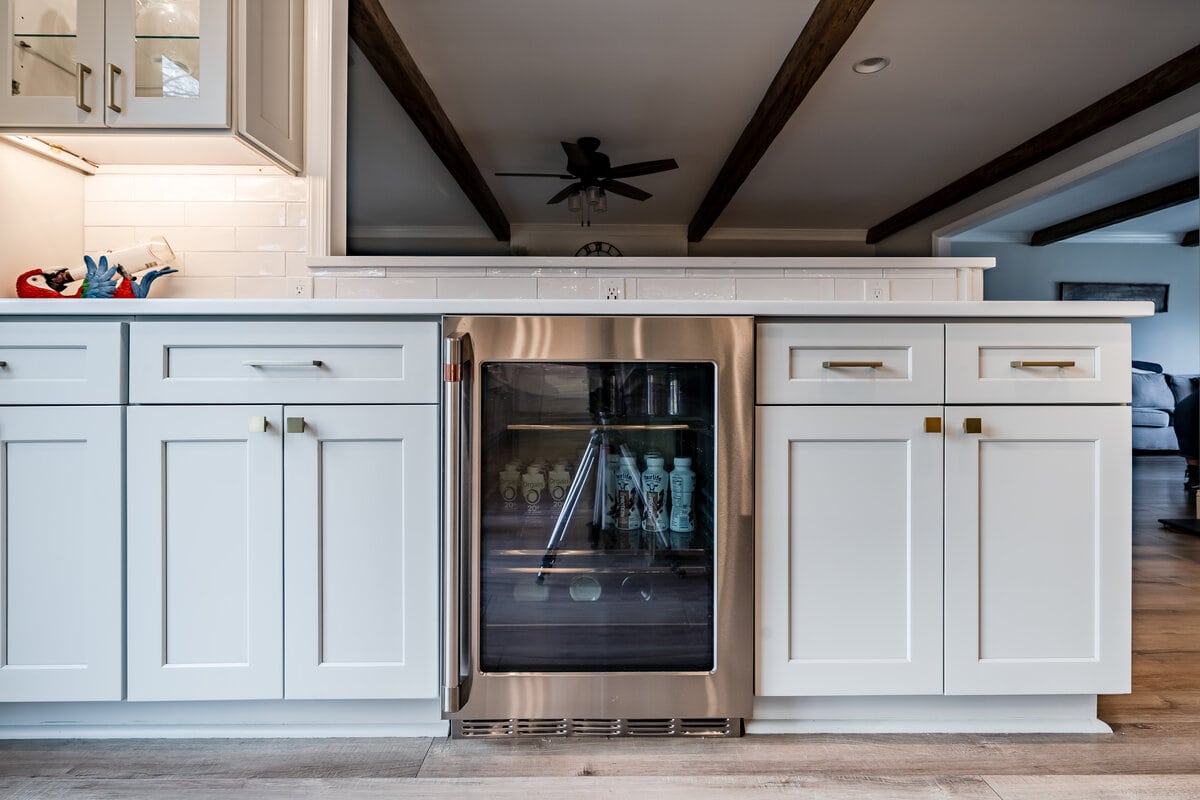 Glenn Mills kitchen view 22