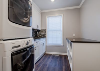 Laundry basket built-in