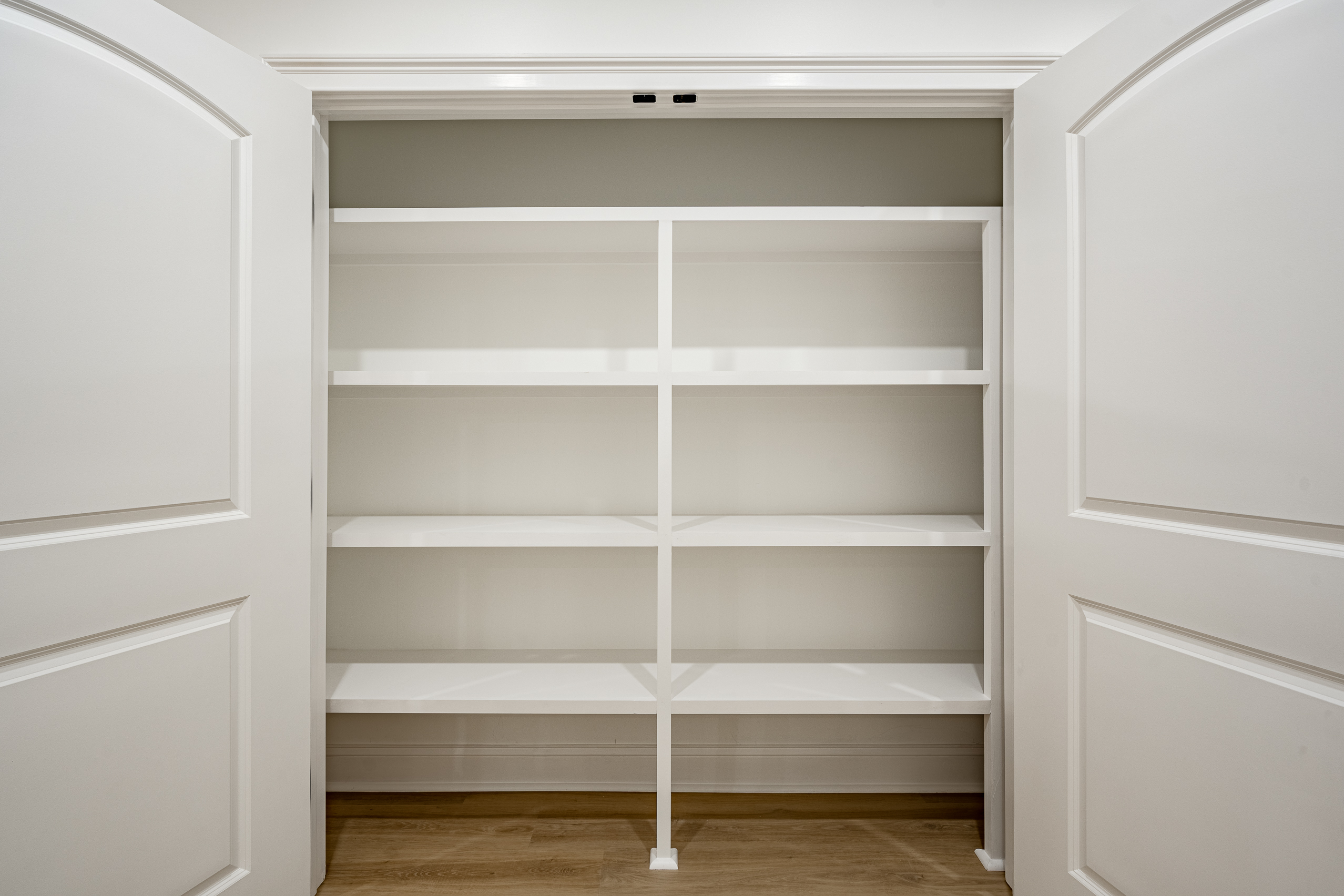 Newtown Square basement renovation - corner detail